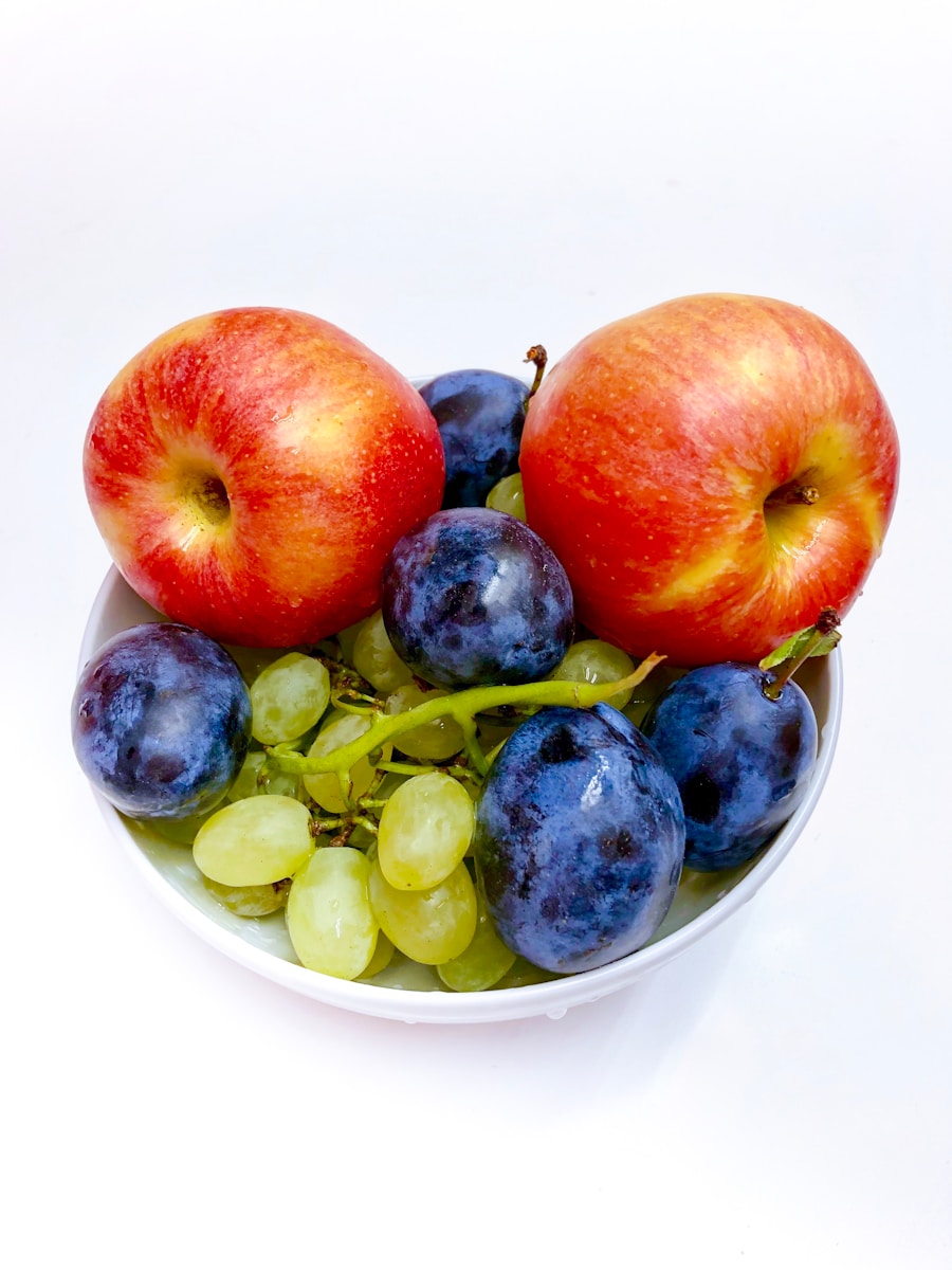 Managing Diabetes Through Nutrition: A Balanced Diet Approach